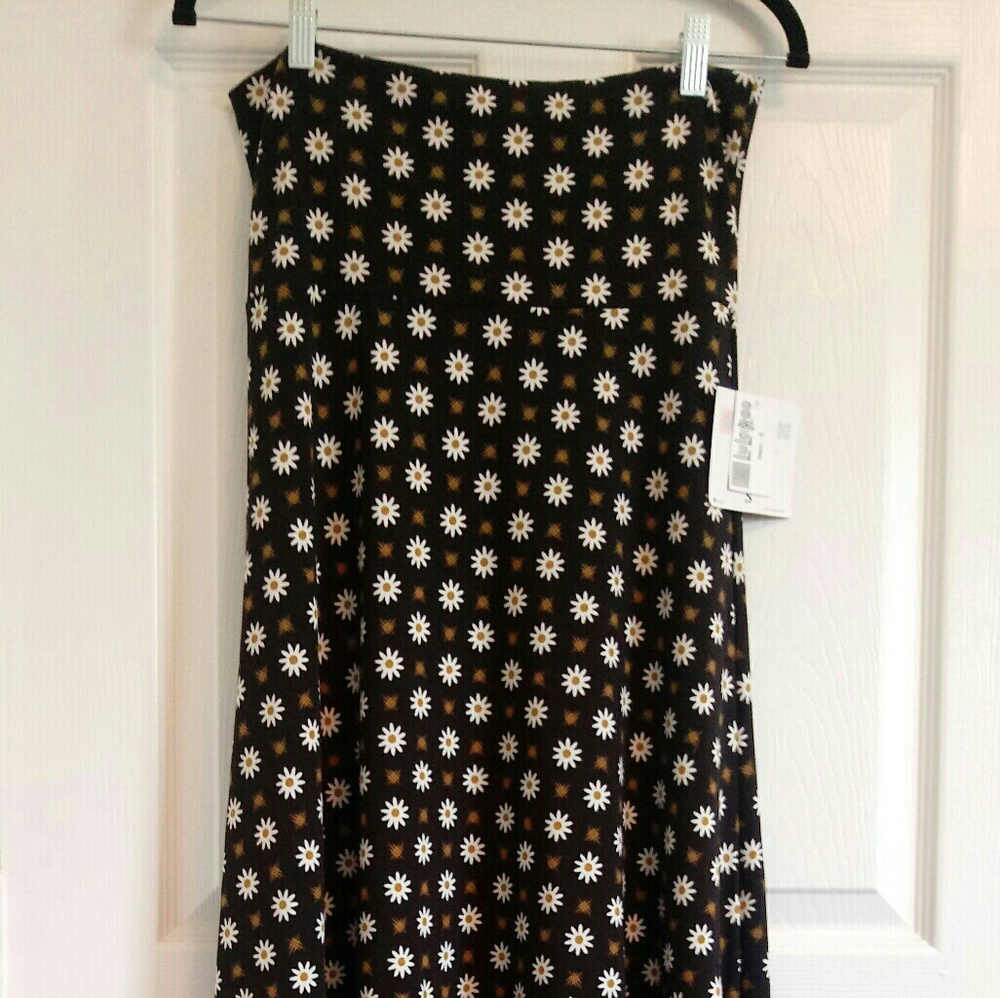 Lularoe long Maxi Skirt daisy floral black Sz S